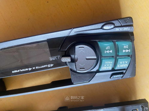 拆解古董磁帶車機(jī)阿爾派tdm 7582e