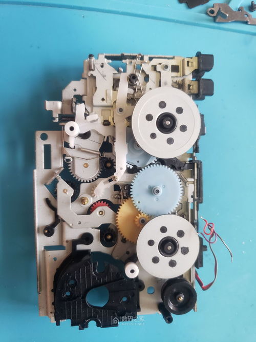 愛華js415磁帶隨身聽拆機打理換電容復(fù)活 附電路手冊